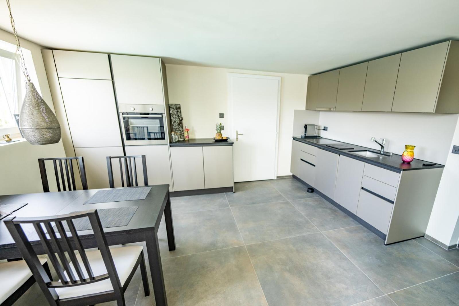 Brand New With Pool And Amazing View Apartamento Rothrist